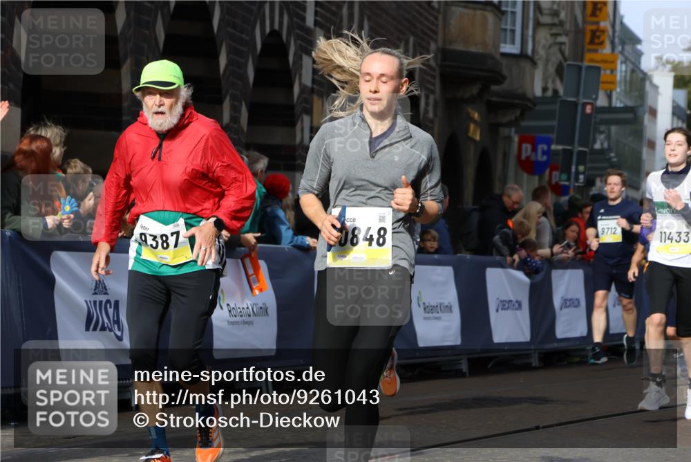 05.10.2025 - 20. swb-Marathon Bremen Strokosch-Dieckow http://msf.ph/oto/9261043 05.10.2025 11:06:11 Ziel 7979, 9228, 9387, 9438, 9523, 9712, 9786, 10152, 10192, 10243, 10249, 10374, 10404, 10462, 10623, 10848, 11065, 11092, 11169, 11231, 11296, 11433 meine-sportfotos.de