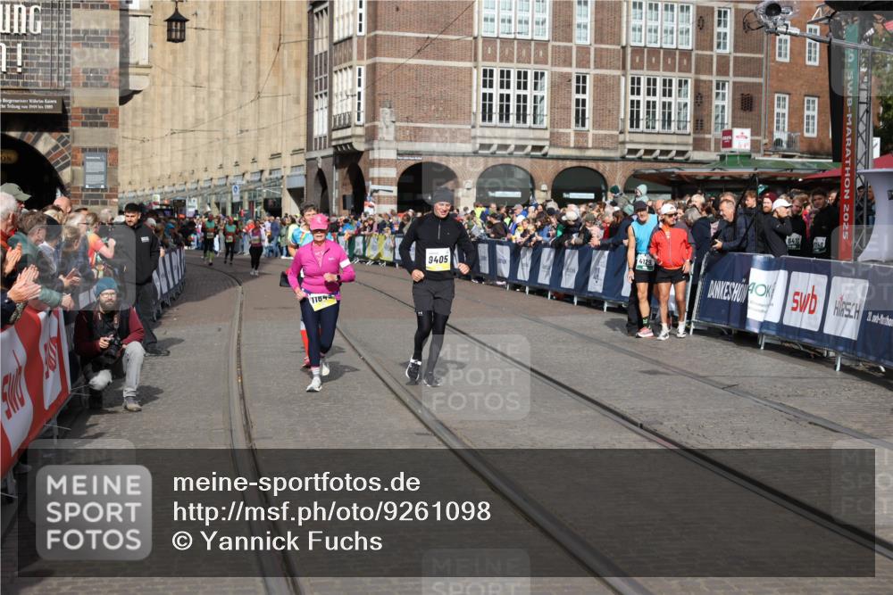 05.10.2025 - 20. swb-Marathon Bremen Yannick Fuchs http://msf.ph/oto/9261098 05.10.2025 11:20:50 Ziel 10720 meine-sportfotos.de