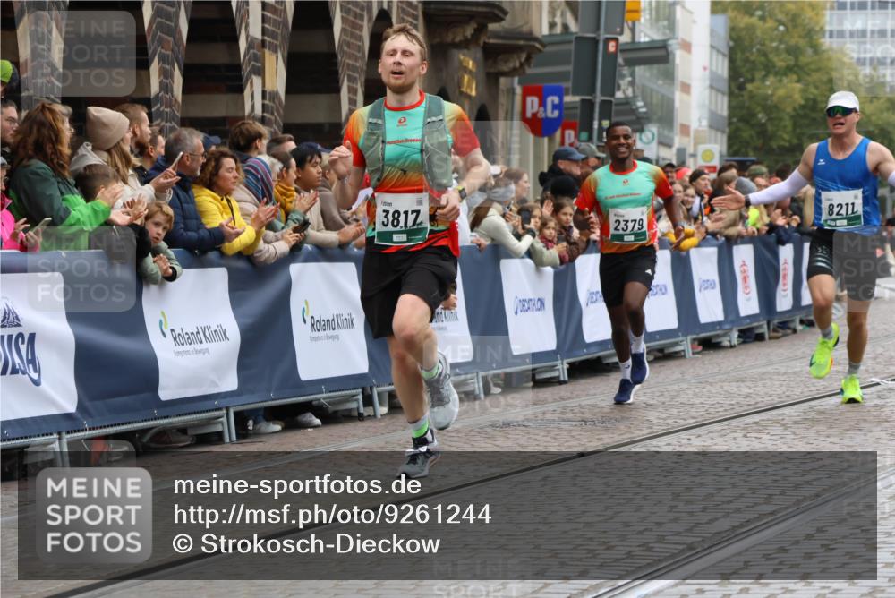 05.10.2025 - 20. swb-Marathon Bremen Strokosch-Dieckow http://msf.ph/oto/9261244 05.10.2025 12:57:28 Ziel 2683, 3817, 5028, 8211 meine-sportfotos.de