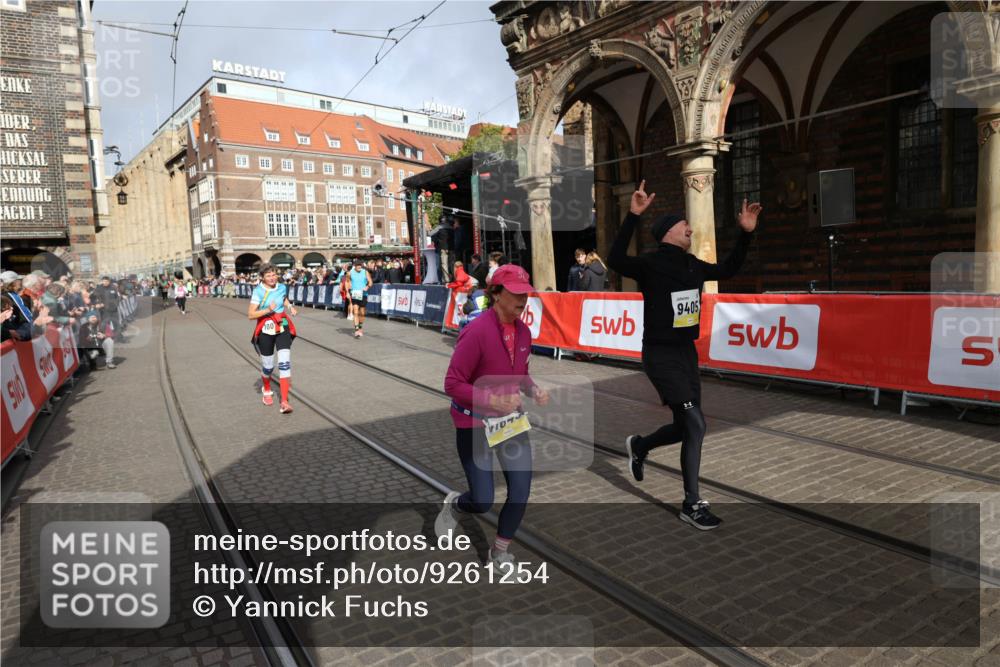 05.10.2025 - 20. swb-Marathon Bremen Yannick Fuchs http://msf.ph/oto/9261254 05.10.2025 11:20:55 Ziel 9405, 11643 meine-sportfotos.de