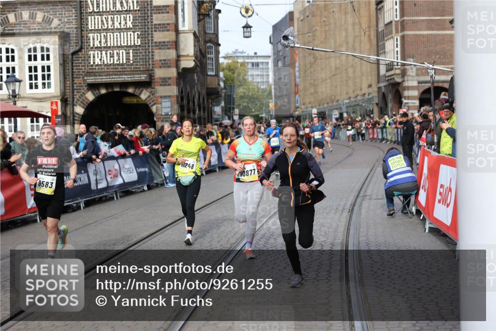05.10.2025 - 20. swb-Marathon Bremen Yannick Fuchs http://msf.ph/oto/9261255 05.10.2025 10:49:00 Ziel 7414, 9255, 9482, 9583, 9674, 10047, 10877, 11248 meine-sportfotos.de