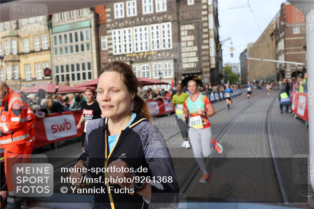 05.10.2025 - 20. swb-Marathon Bremen Yannick Fuchs http://msf.ph/oto/9261368 05.10.2025 10:49:02 Ziel 7414, 9255, 9583, 9674, 10047, 10877, 10973, 11248 meine-sportfotos.de
