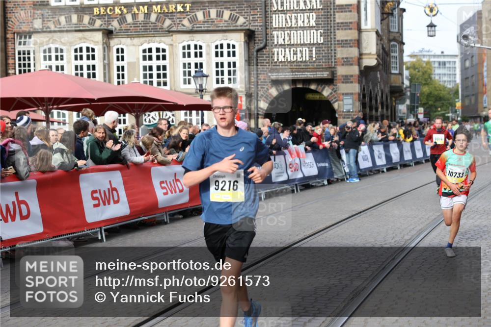 05.10.2025 - 20. swb-Marathon Bremen Yannick Fuchs http://msf.ph/oto/9261573 05.10.2025 10:49:07 Ziel 9216, 9255, 9317, 9583, 10733, 10877, 10973, 11248 meine-sportfotos.de