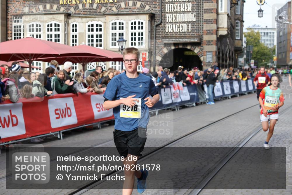 05.10.2025 - 20. swb-Marathon Bremen Yannick Fuchs http://msf.ph/oto/9261578 05.10.2025 10:49:07 Ziel 9216, 9255, 9317, 9583, 10733, 10877, 10973, 11248 meine-sportfotos.de