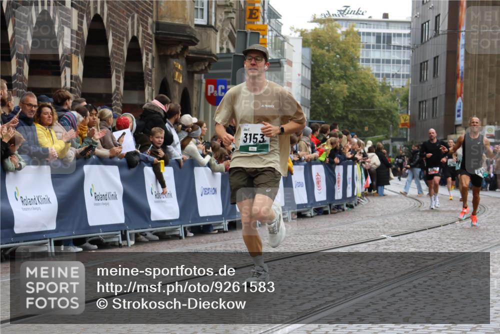 05.10.2025 - 20. swb-Marathon Bremen Strokosch-Dieckow http://msf.ph/oto/9261583 05.10.2025 12:57:38 Ziel 3153, 4635 meine-sportfotos.de