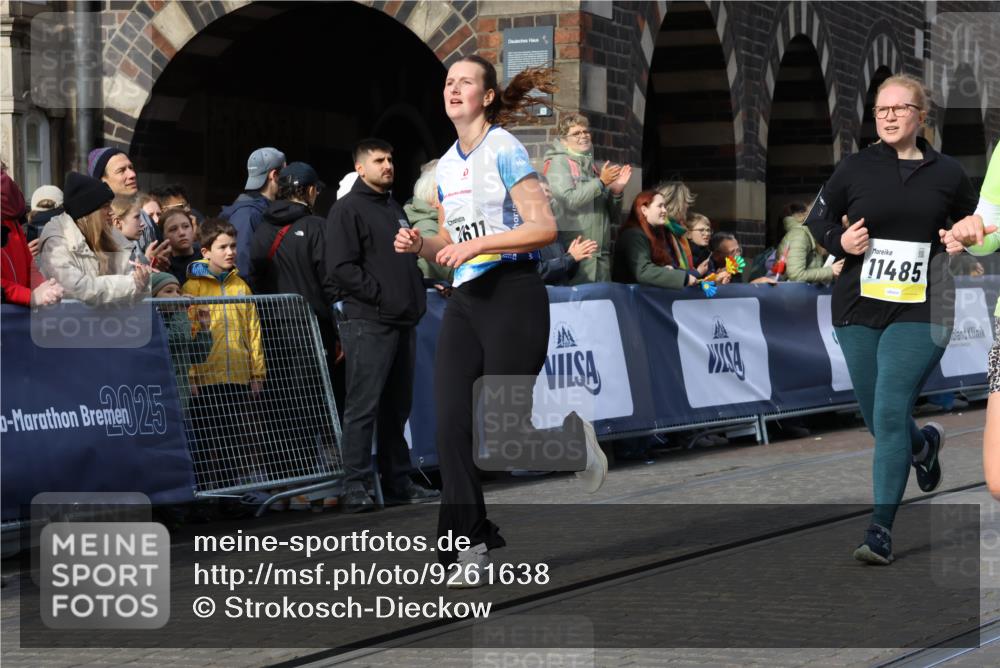 05.10.2025 - 20. swb-Marathon Bremen Strokosch-Dieckow http://msf.ph/oto/9261638 05.10.2025 11:06:24 Ziel 9764, 9998, 10611, 10640, 10732, 10912, 11143, 11195, 11233, 11270, 11365, 11485 meine-sportfotos.de