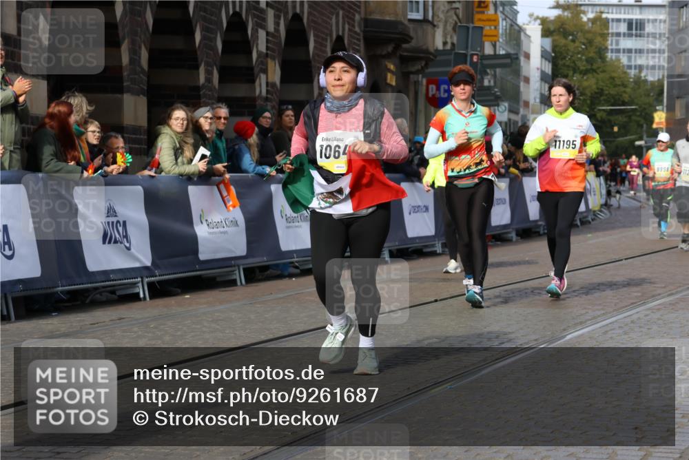 05.10.2025 - 20. swb-Marathon Bremen Strokosch-Dieckow http://msf.ph/oto/9261687 05.10.2025 11:06:25 Ziel 9764, 9998, 10611, 10640, 10732, 10912, 11143, 11195, 11233, 11270, 11365, 11485 meine-sportfotos.de
