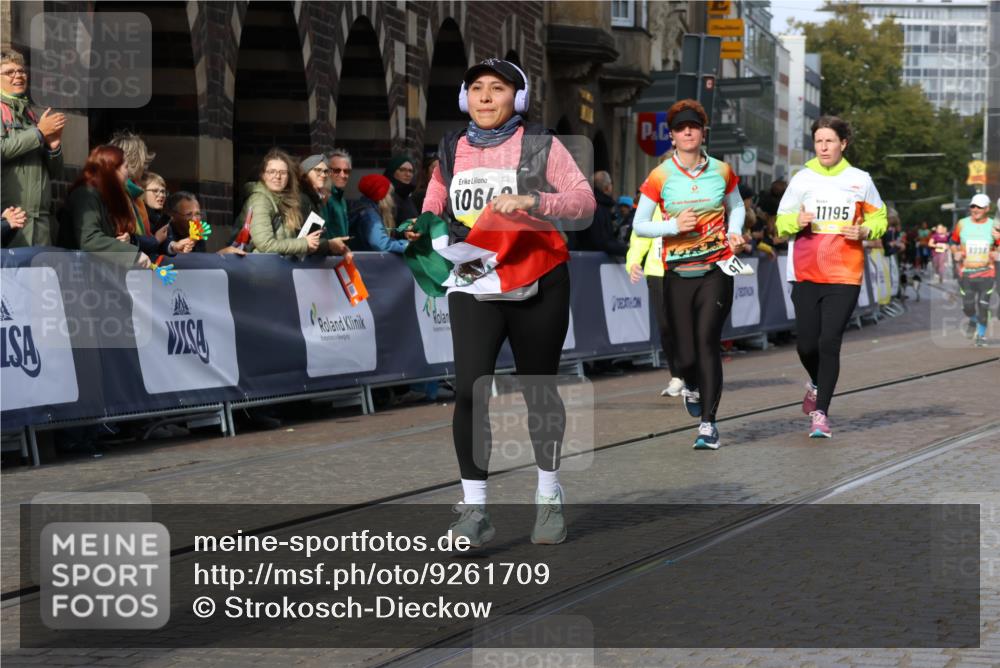 05.10.2025 - 20. swb-Marathon Bremen Strokosch-Dieckow http://msf.ph/oto/9261709 05.10.2025 11:06:25 Ziel 9764, 9998, 10611, 10640, 10732, 10912, 11143, 11195, 11233, 11270, 11365, 11485 meine-sportfotos.de