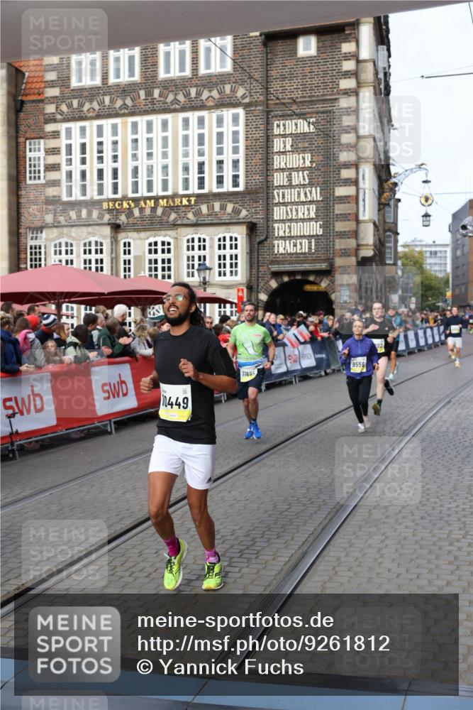 05.10.2025 - 20. swb-Marathon Bremen Yannick Fuchs http://msf.ph/oto/9261812 05.10.2025 10:49:13 Ziel 7202, 9014, 9216, 9317, 9556, 10449, 10733, 11695 meine-sportfotos.de