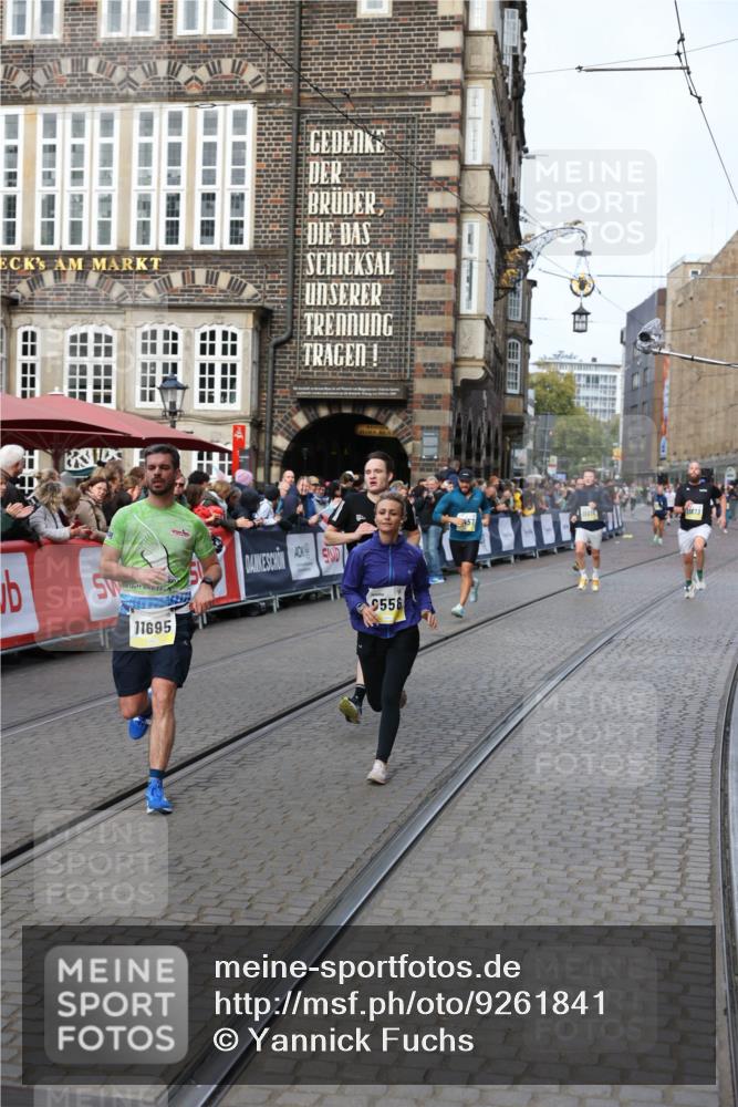 05.10.2025 - 20. swb-Marathon Bremen Yannick Fuchs http://msf.ph/oto/9261841 05.10.2025 10:49:14 Ziel 7202, 9014, 9216, 9317, 9556, 10449, 10733, 11673, 11695 meine-sportfotos.de
