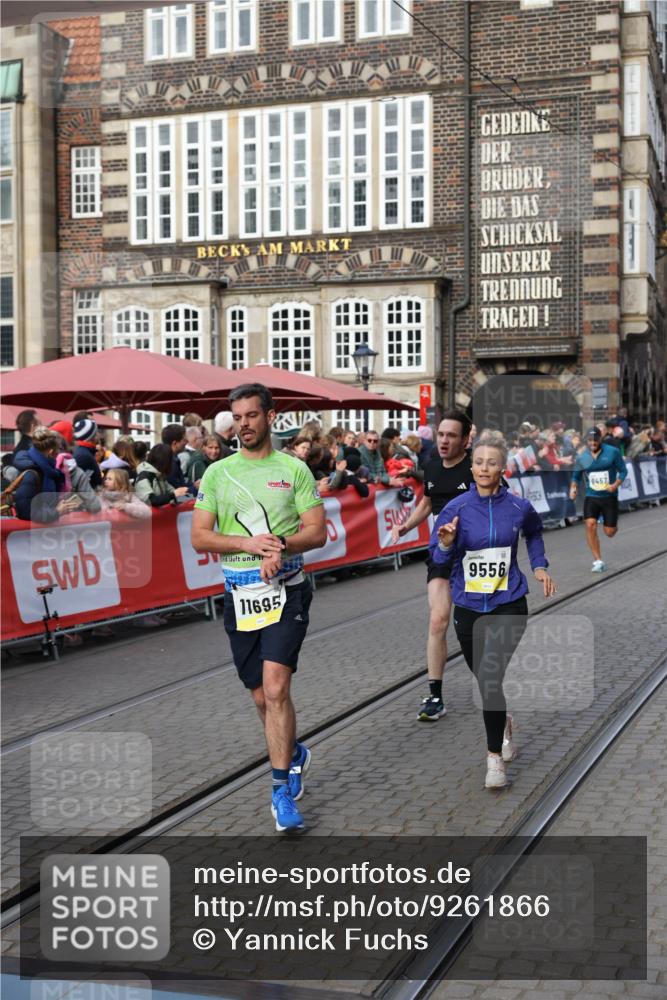 05.10.2025 - 20. swb-Marathon Bremen Yannick Fuchs http://msf.ph/oto/9261866 05.10.2025 10:49:14 Ziel 7202, 9014, 9216, 9317, 9556, 10449, 10733, 11673, 11695 meine-sportfotos.de