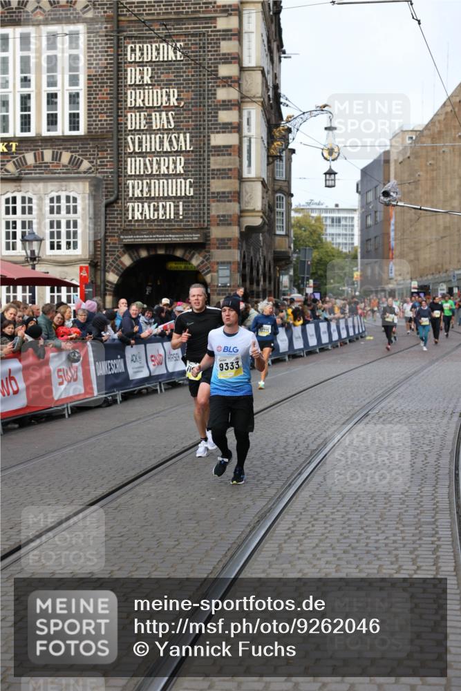 05.10.2025 - 20. swb-Marathon Bremen Yannick Fuchs http://msf.ph/oto/9262046 05.10.2025 10:49:20 Ziel 7202, 9333, 9457, 9556, 10016, 10221, 10449, 11057, 11673, 11695 meine-sportfotos.de