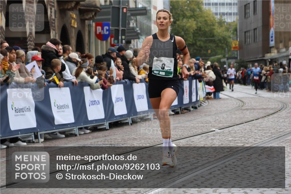 05.10.2025 - 20. swb-Marathon Bremen Strokosch-Dieckow http://msf.ph/oto/9262103 05.10.2025 12:57:54 Ziel 9, 6903 meine-sportfotos.de