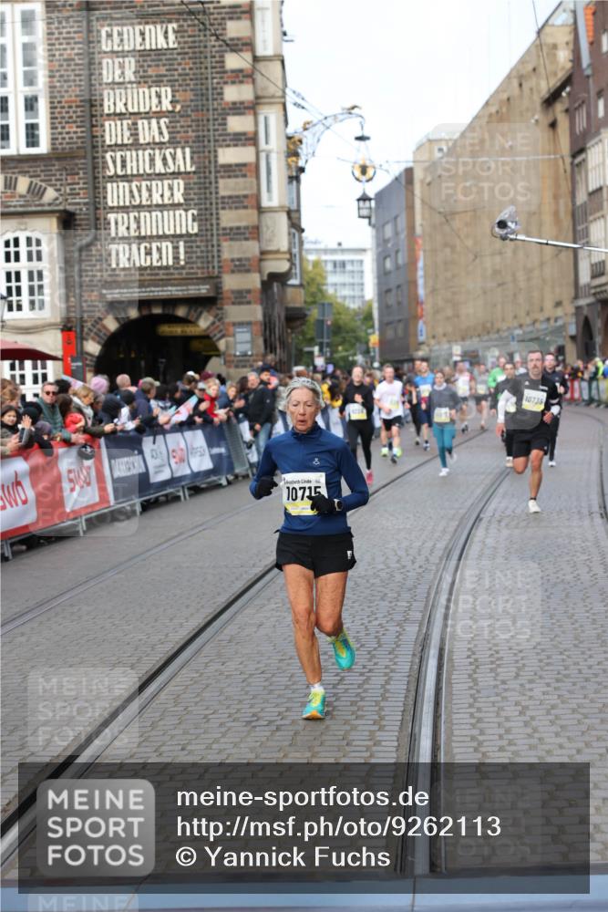 05.10.2025 - 20. swb-Marathon Bremen Yannick Fuchs http://msf.ph/oto/9262113 05.10.2025 10:49:25 Ziel 9333, 9457, 10016, 10221, 10715, 10735, 11057, 11598 meine-sportfotos.de