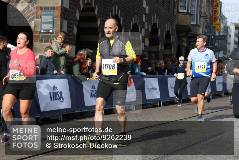 05.10.2025 - 20. swb-Marathon Bremen Strokosch-Dieckow http://msf.ph/oto/9262239 05.10.2025 11:06:35 Ziel 9178, 9357, 9619, 10239, 10699, 10732, 11027, 11324, 11605, 11706, 11721, 11746, 11747 meine-sportfotos.de