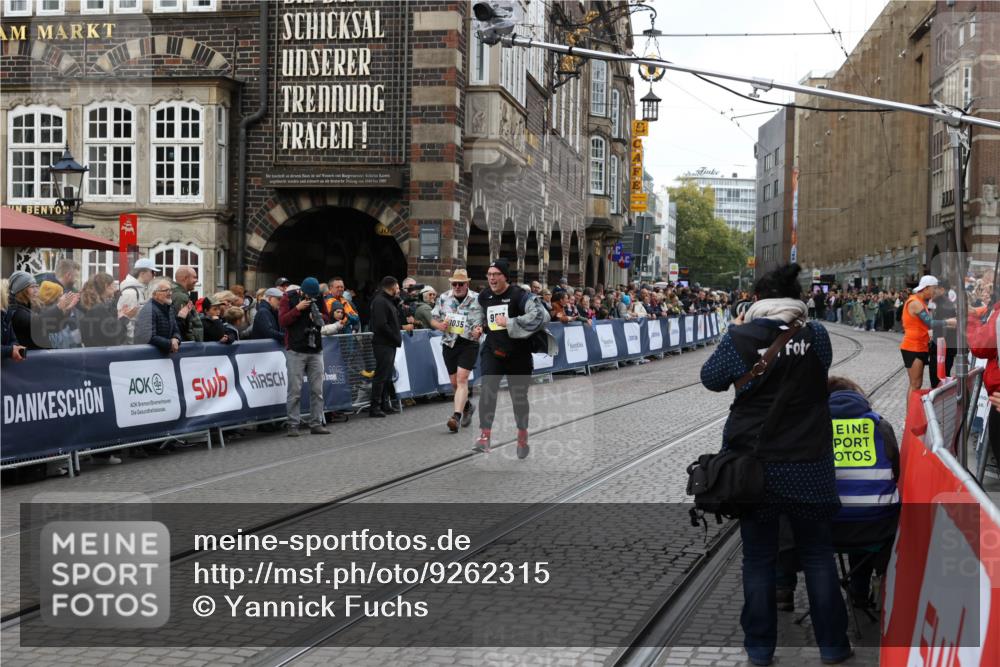 05.10.2025 - 20. swb-Marathon Bremen Yannick Fuchs http://msf.ph/oto/9262315 05.10.2025 11:22:31 Ziel 10700 meine-sportfotos.de