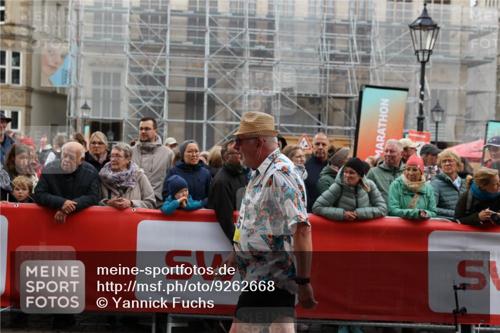 05.10.2025 - 20. swb-Marathon Bremen Yannick Fuchs http://msf.ph/oto/9262668 05.10.2025 11:22:38 Ziel 9513, 10035 meine-sportfotos.de