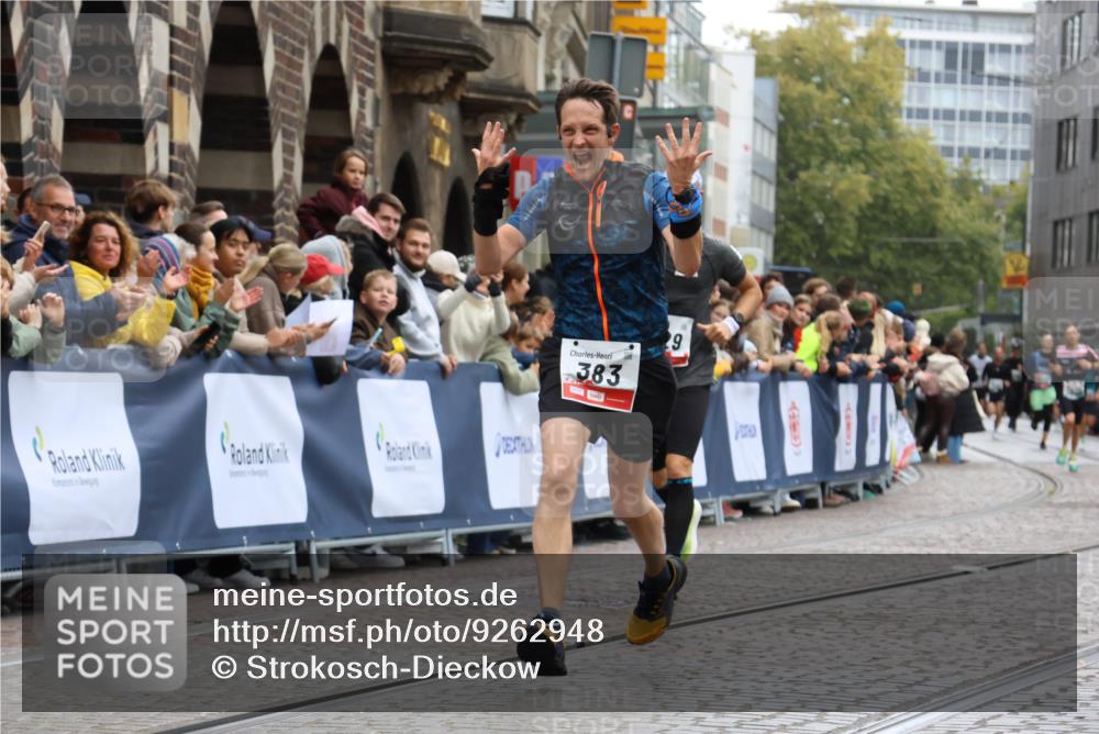 05.10.2025 - 20. swb-Marathon Bremen Strokosch-Dieckow http://msf.ph/oto/9262948 05.10.2025 12:58:15 Ziel 383, 1329, 1520, 3294 meine-sportfotos.de