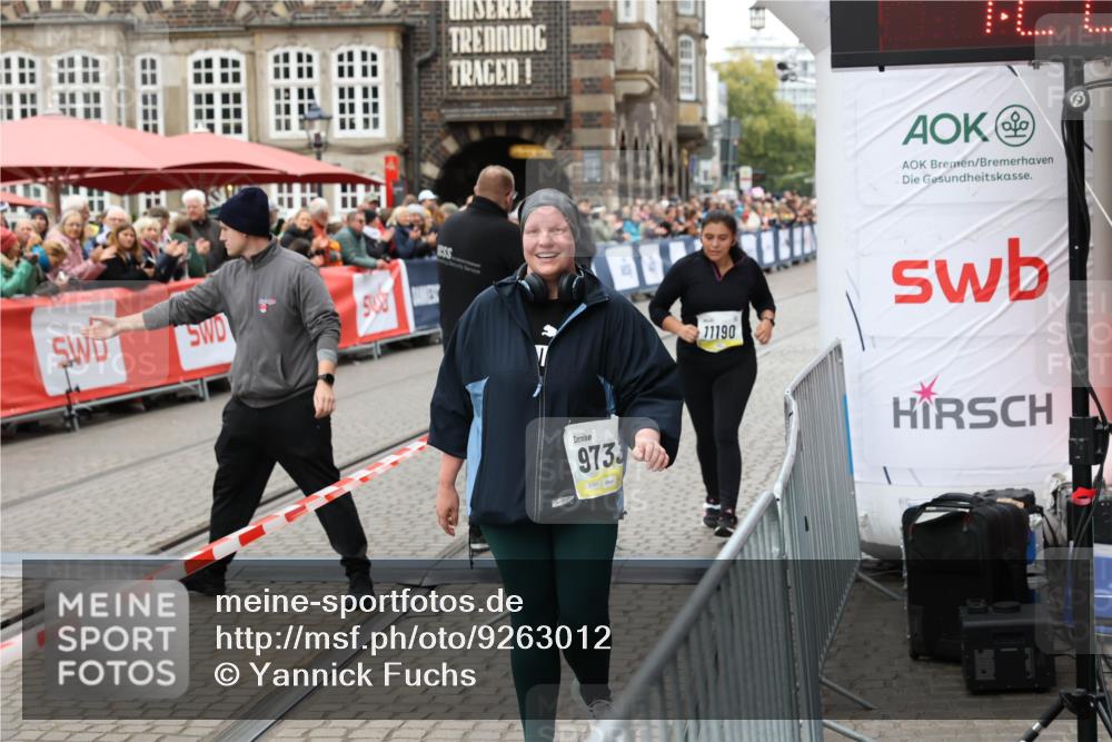 05.10.2025 - 20. swb-Marathon Bremen Yannick Fuchs http://msf.ph/oto/9263012 05.10.2025 11:24:27 Ziel 9733, 11190 meine-sportfotos.de