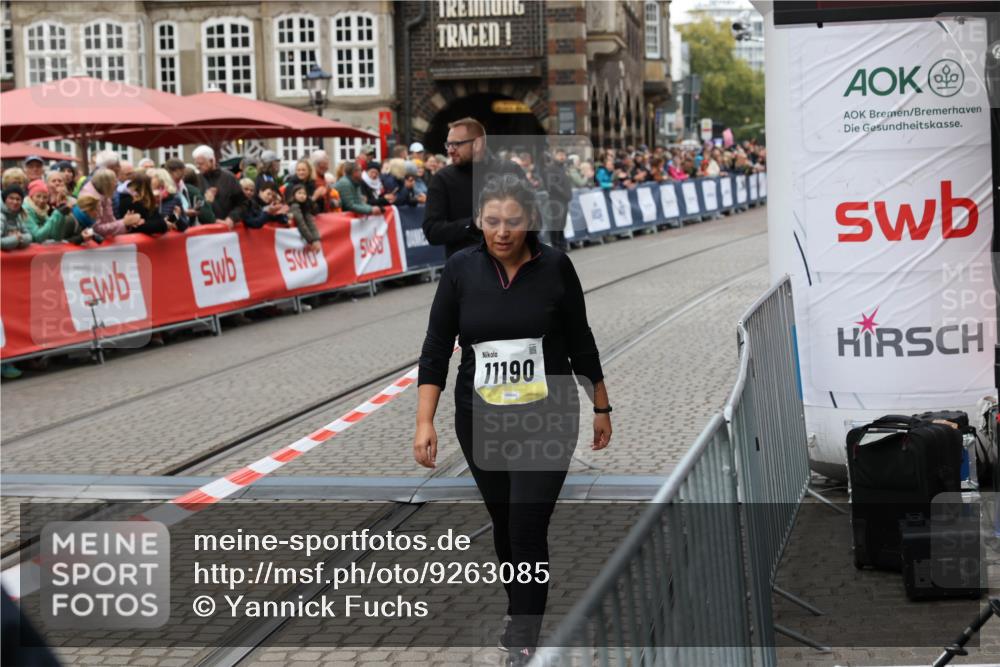 05.10.2025 - 20. swb-Marathon Bremen Yannick Fuchs http://msf.ph/oto/9263085 05.10.2025 11:24:30 Ziel 9733, 11190 meine-sportfotos.de