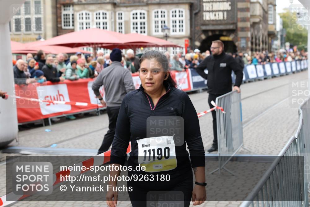 05.10.2025 - 20. swb-Marathon Bremen Yannick Fuchs http://msf.ph/oto/9263180 05.10.2025 11:24:32 Ziel 11190 meine-sportfotos.de