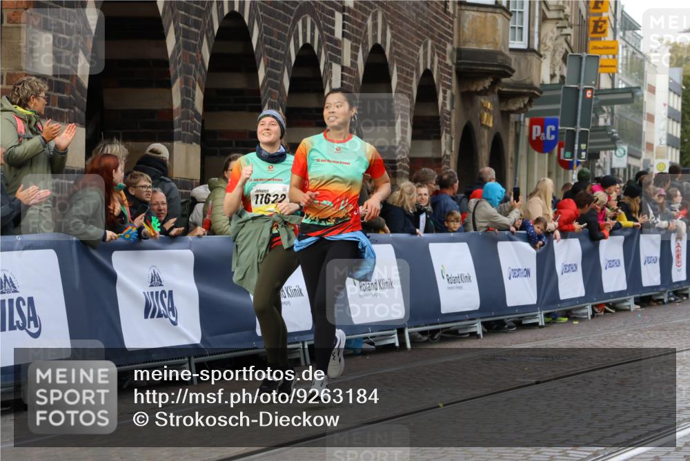05.10.2025 - 20. swb-Marathon Bremen Strokosch-Dieckow http://msf.ph/oto/9263184 05.10.2025 11:06:56 Ziel 8574, 9901, 9942, 9976, 10396, 11131, 11622, 11709 meine-sportfotos.de