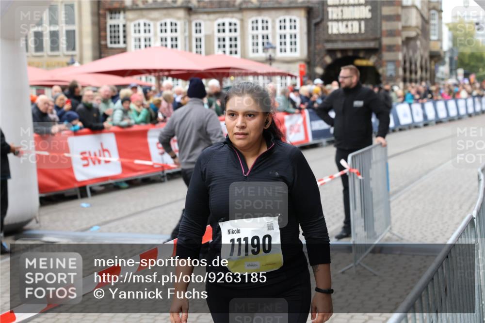 05.10.2025 - 20. swb-Marathon Bremen Yannick Fuchs http://msf.ph/oto/9263185 05.10.2025 11:24:32 Ziel 11190 meine-sportfotos.de