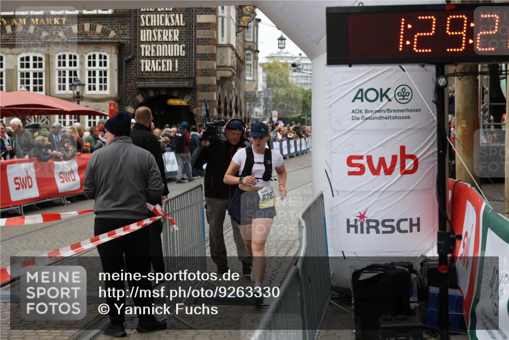 05.10.2025 - 20. swb-Marathon Bremen Yannick Fuchs http://msf.ph/oto/9263330 05.10.2025 11:25:23 Ziel 9763 meine-sportfotos.de