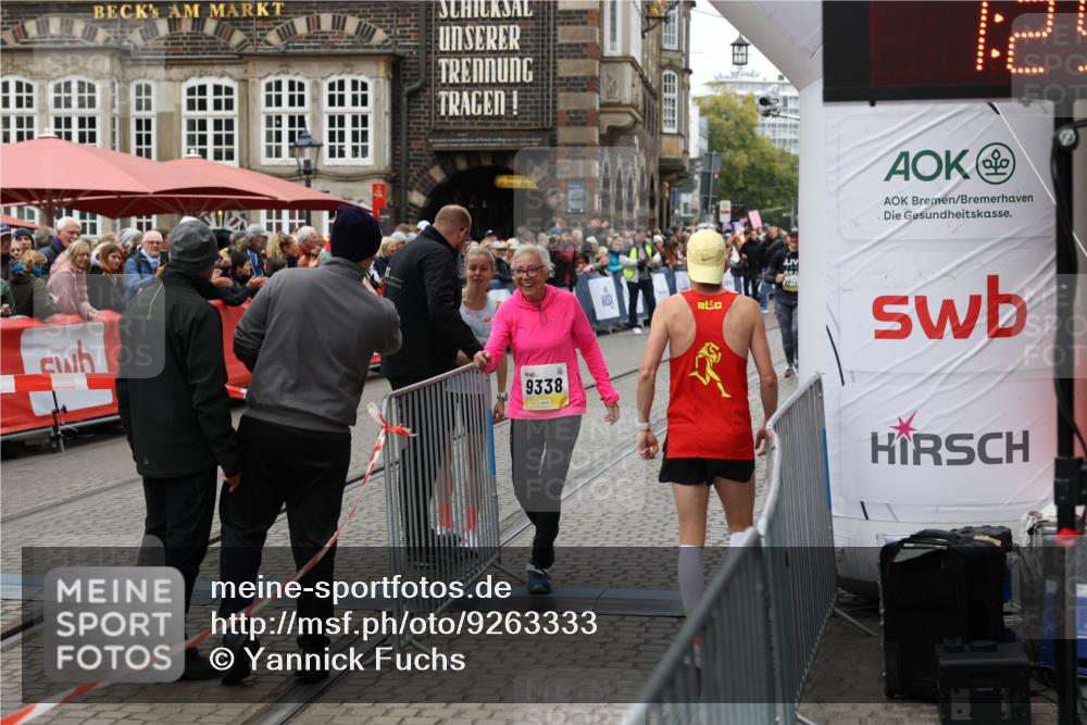 05.10.2025 - 20. swb-Marathon Bremen Yannick Fuchs http://msf.ph/oto/9263333 05.10.2025 11:25:49 Ziel 9338 meine-sportfotos.de