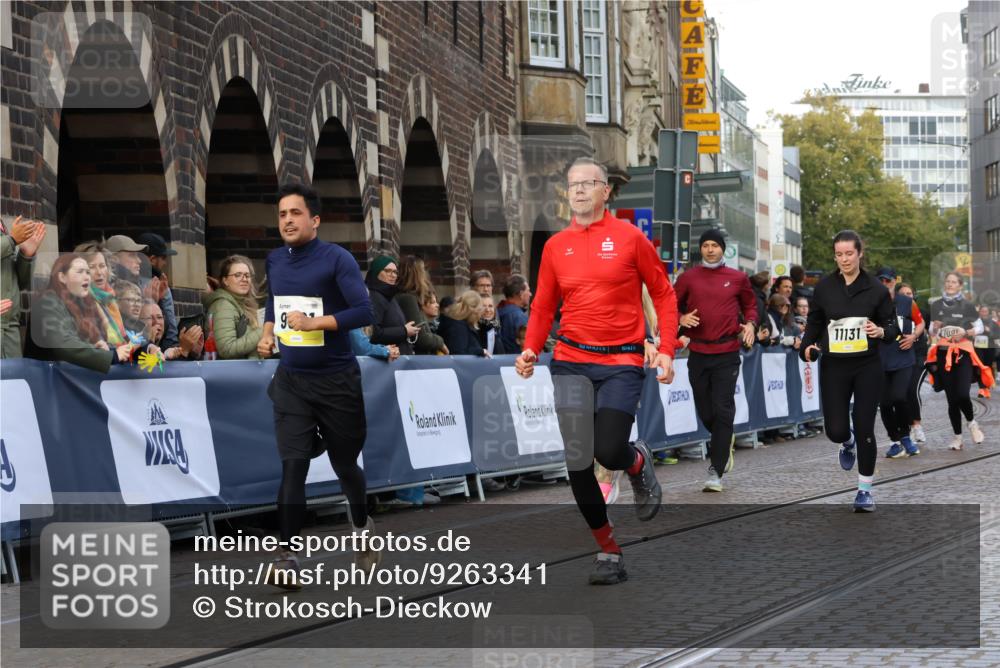 05.10.2025 - 20. swb-Marathon Bremen Strokosch-Dieckow http://msf.ph/oto/9263341 05.10.2025 11:07:01 Ziel 9491, 9890, 9901, 10193, 10396, 10788, 10991, 11131, 11622, 11709 meine-sportfotos.de