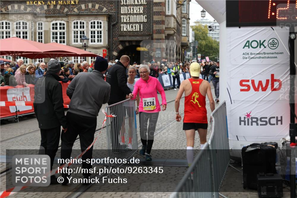 05.10.2025 - 20. swb-Marathon Bremen Yannick Fuchs http://msf.ph/oto/9263345 05.10.2025 11:25:50 Ziel 9338 meine-sportfotos.de