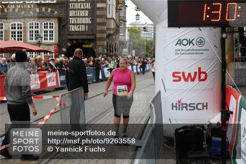 05.10.2025 - 20. swb-Marathon Bremen Yannick Fuchs http://msf.ph/oto/9263558 05.10.2025 11:26:11 Ziel 10144 meine-sportfotos.de