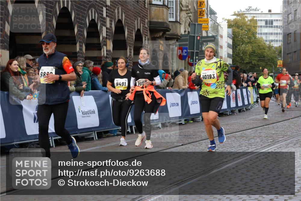 05.10.2025 - 20. swb-Marathon Bremen Strokosch-Dieckow http://msf.ph/oto/9263688 05.10.2025 11:07:06 Ziel 9265, 9491, 9702, 9877, 9890, 9901, 10193, 10371, 10788, 10991, 11709 meine-sportfotos.de