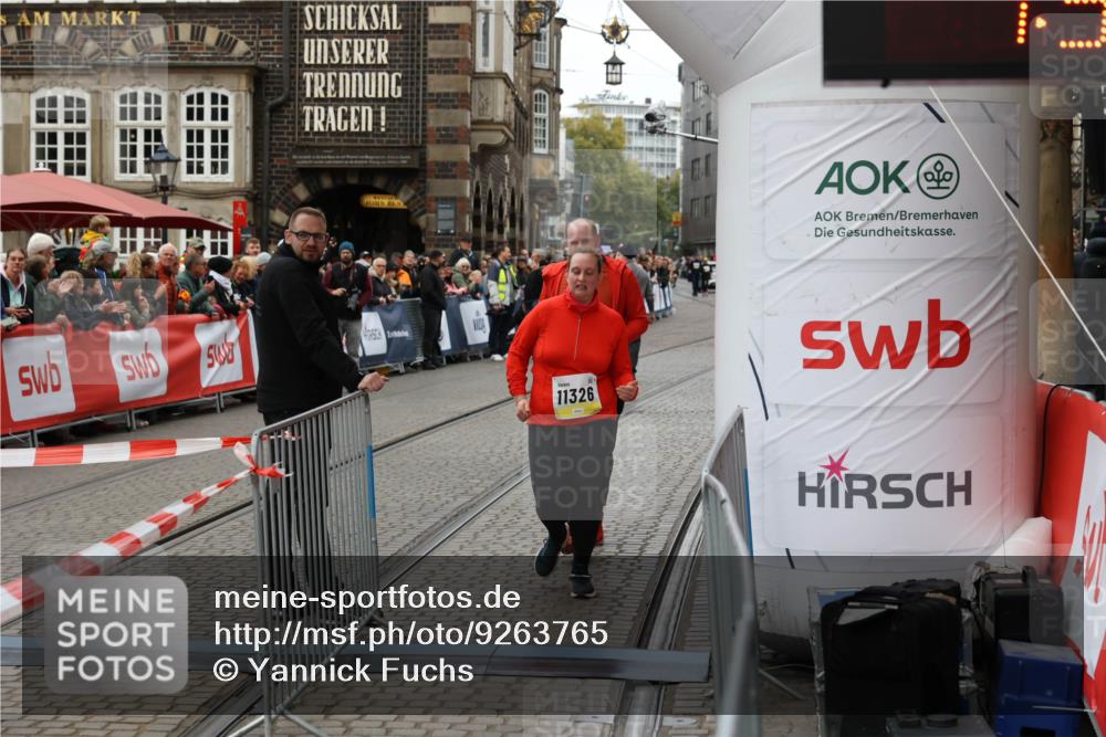 05.10.2025 - 20. swb-Marathon Bremen Yannick Fuchs http://msf.ph/oto/9263765 05.10.2025 11:26:28 Ziel 9352, 11326 meine-sportfotos.de
