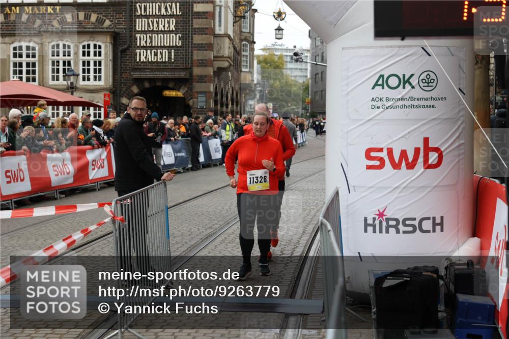 05.10.2025 - 20. swb-Marathon Bremen Yannick Fuchs http://msf.ph/oto/9263779 05.10.2025 11:26:28 Ziel 9352, 11326 meine-sportfotos.de