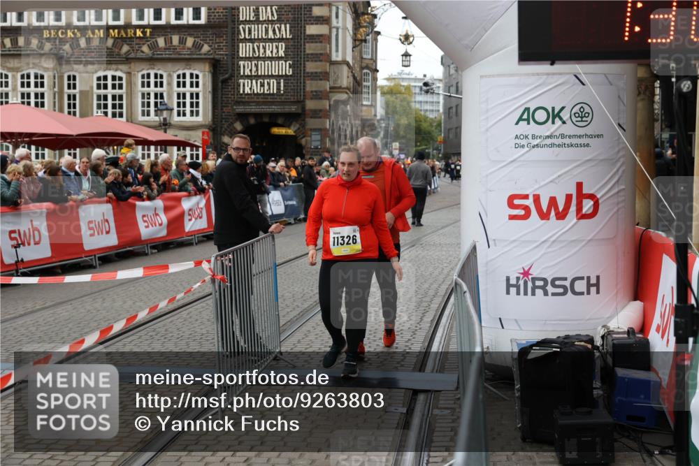 05.10.2025 - 20. swb-Marathon Bremen Yannick Fuchs http://msf.ph/oto/9263803 05.10.2025 11:26:29 Ziel 9352, 11326 meine-sportfotos.de