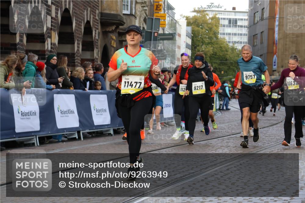 05.10.2025 - 20. swb-Marathon Bremen Strokosch-Dieckow http://msf.ph/oto/9263949 05.10.2025 11:07:16 Ziel 7779, 9180, 9217, 9334, 9628, 9702, 9757, 9877, 10286, 10330, 10332, 10582, 10632, 10824, 10836, 10902, 11122, 11258, 11329, 11477 meine-sportfotos.de