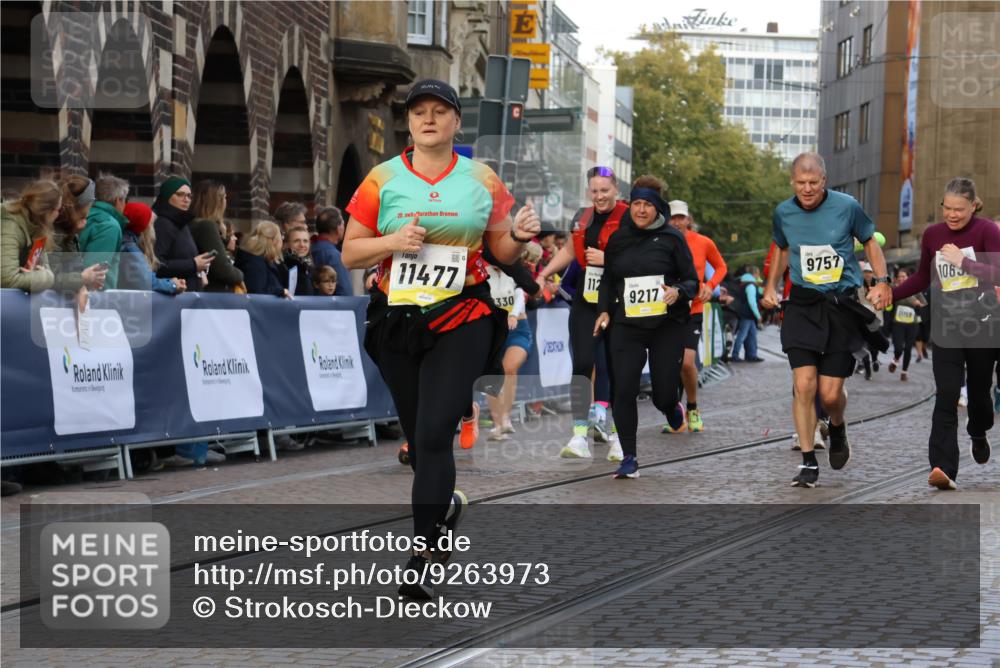 05.10.2025 - 20. swb-Marathon Bremen Strokosch-Dieckow http://msf.ph/oto/9263973 05.10.2025 11:07:16 Ziel 7779, 9180, 9217, 9334, 9628, 9702, 9757, 9877, 10286, 10330, 10332, 10582, 10632, 10824, 10836, 10902, 11122, 11258, 11329, 11477 meine-sportfotos.de