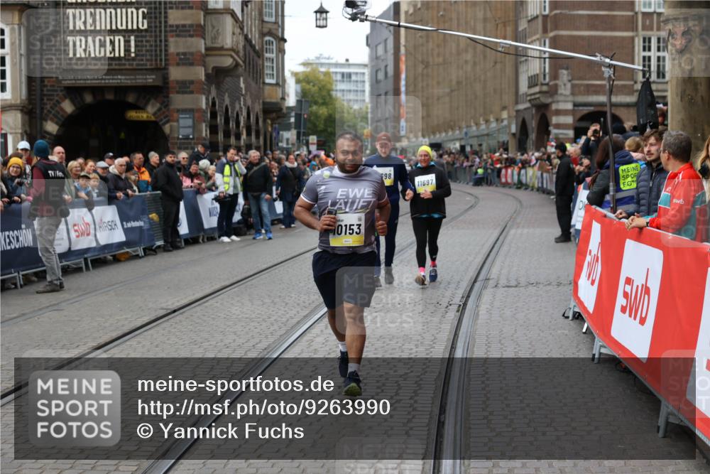 05.10.2025 - 20. swb-Marathon Bremen Yannick Fuchs http://msf.ph/oto/9263990 05.10.2025 11:26:56 Ziel  meine-sportfotos.de