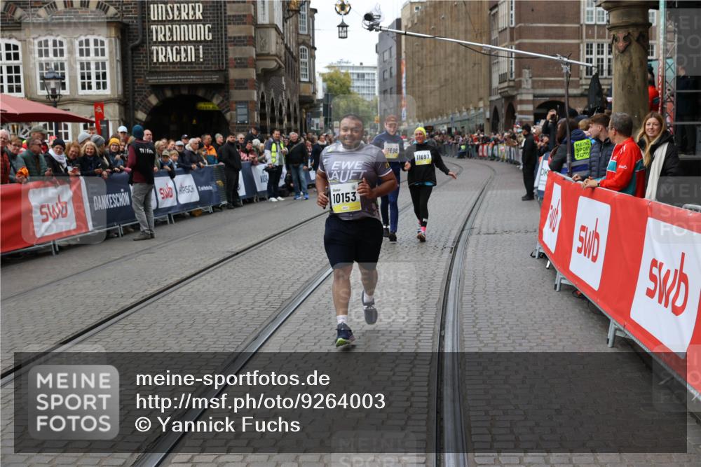 05.10.2025 - 20. swb-Marathon Bremen Yannick Fuchs http://msf.ph/oto/9264003 05.10.2025 11:26:57 Ziel 10153 meine-sportfotos.de