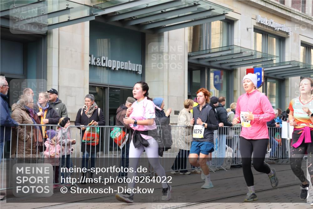 05.10.2025 - 20. swb-Marathon Bremen Strokosch-Dieckow http://msf.ph/oto/9264022 05.10.2025 11:03:52 Ziel 7123, 7789, 9275, 9398, 9448, 9537, 9684, 10098, 10205, 10551, 10678, 10853, 11001, 11077, 11102, 11183, 11200, 11609, 11611, 11685, 7123, 7789, 9275, 9398, 9448, 9537, 9684, 10098, 10205, 10551, 10678, 10853, 11001, 11077, 11102, 11183, 11200, 11609, 11611, 11685 meine-sportfotos.de
