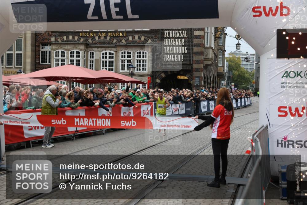 05.10.2025 - 20. swb-Marathon Bremen Yannick Fuchs http://msf.ph/oto/9264182 05.10.2025 12:04:41 Ziel 11703 meine-sportfotos.de