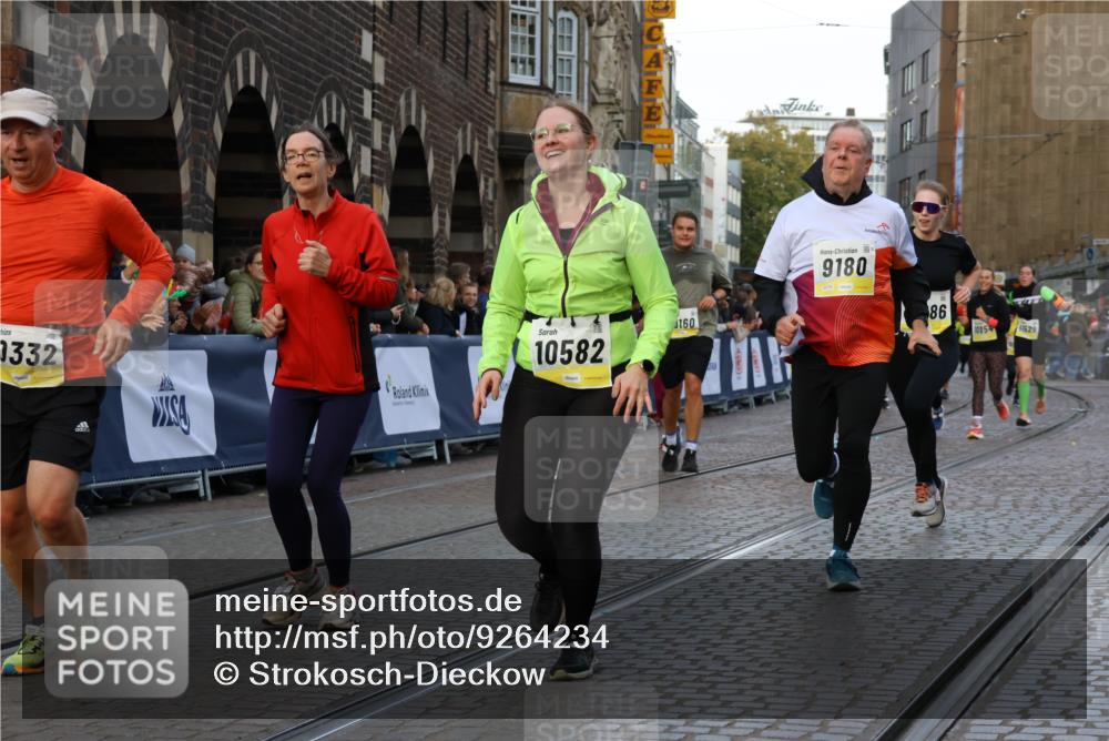 05.10.2025 - 20. swb-Marathon Bremen Strokosch-Dieckow http://msf.ph/oto/9264234 05.10.2025 11:07:22 Ziel 7779, 9180, 9334, 9483, 9628, 9757, 10037, 10160, 10223, 10286, 10330, 10332, 10582, 10632, 10737, 10824, 10836, 10854, 11122, 11258, 11262, 11329, 11384, 11529 meine-sportfotos.de