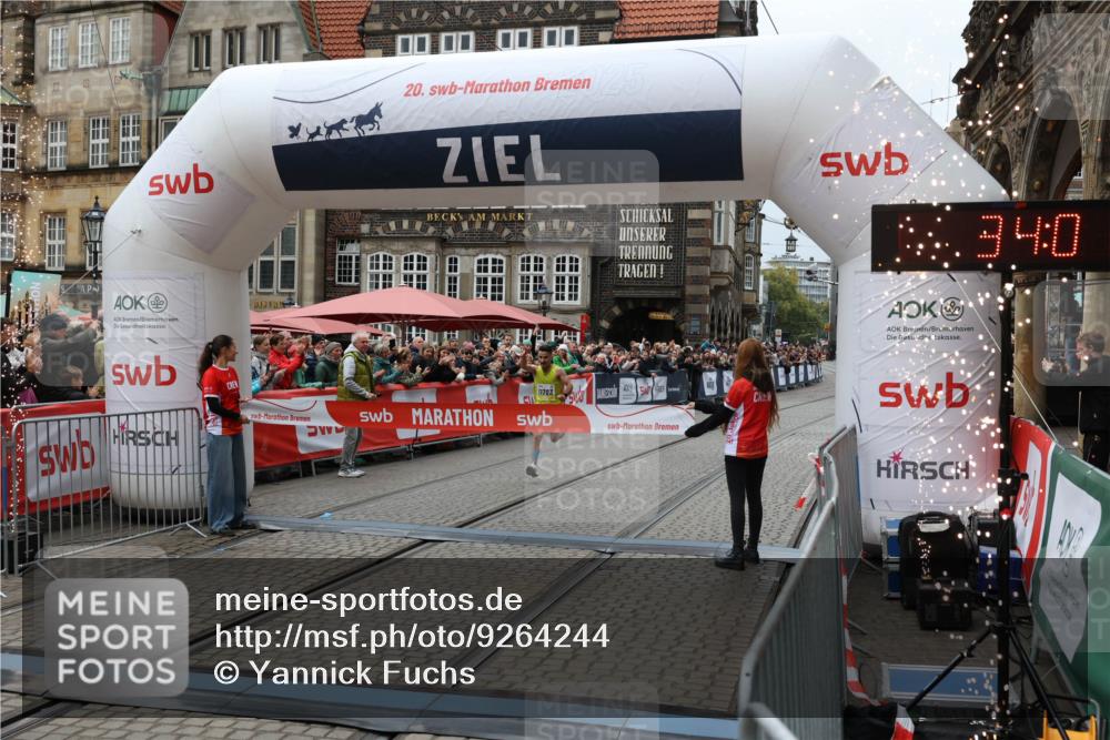 05.10.2025 - 20. swb-Marathon Bremen Yannick Fuchs http://msf.ph/oto/9264244 05.10.2025 12:04:42 Ziel 11703 meine-sportfotos.de