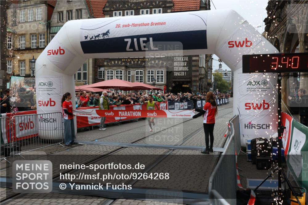 05.10.2025 - 20. swb-Marathon Bremen Yannick Fuchs http://msf.ph/oto/9264268 05.10.2025 12:04:42 Ziel 11703 meine-sportfotos.de