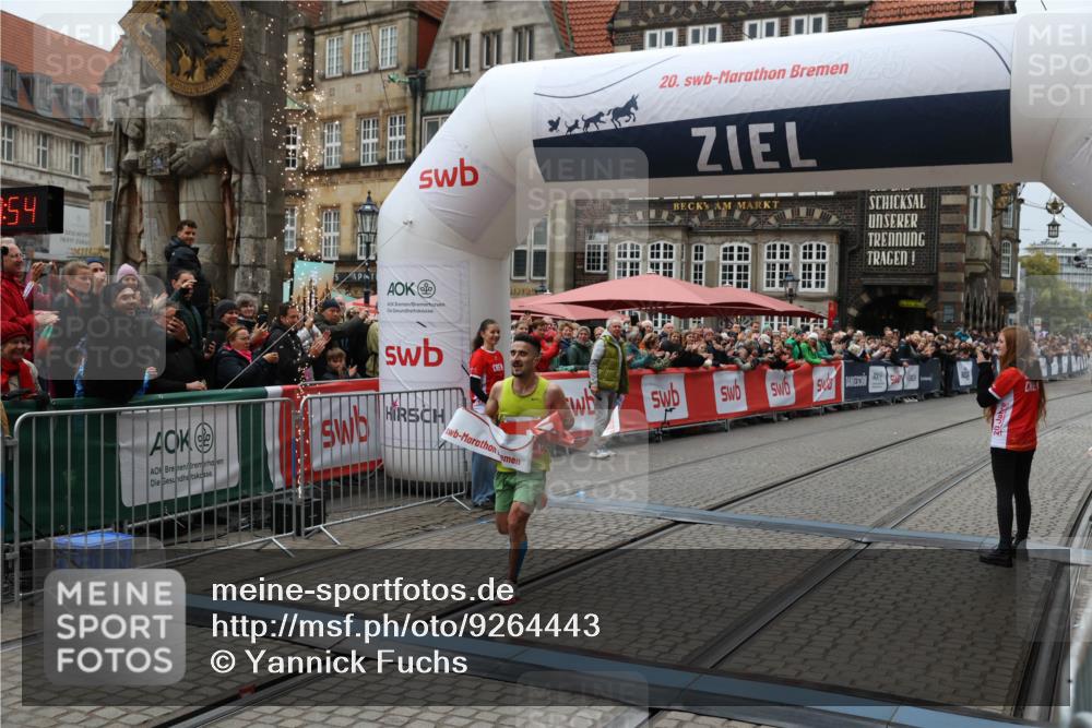 05.10.2025 - 20. swb-Marathon Bremen Yannick Fuchs http://msf.ph/oto/9264443 05.10.2025 12:04:43 Ziel 11703 meine-sportfotos.de