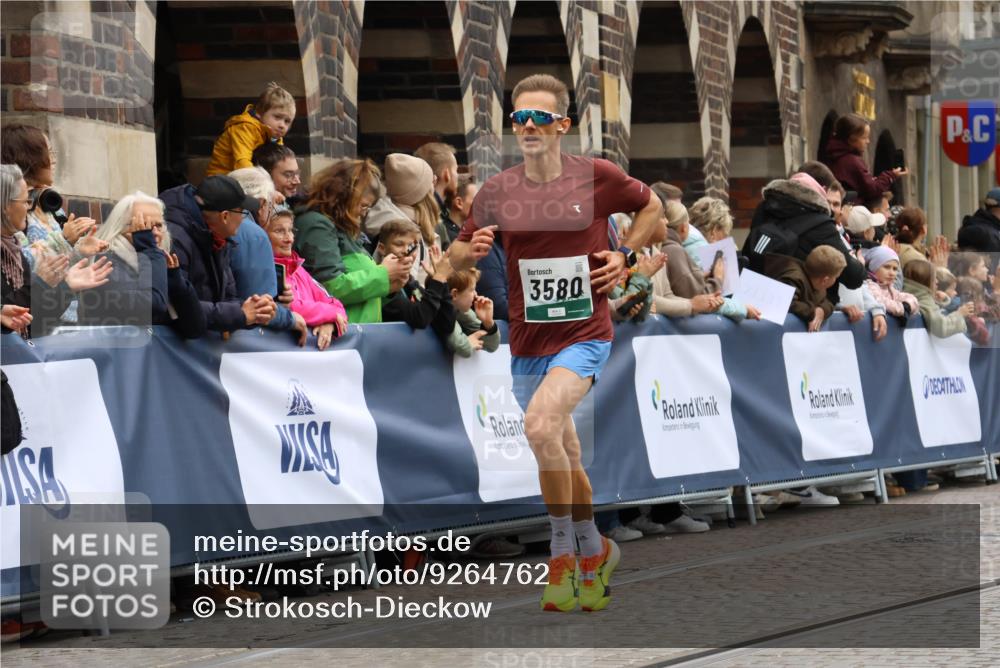 05.10.2025 - 20. swb-Marathon Bremen Strokosch-Dieckow http://msf.ph/oto/9264762 05.10.2025 12:58:55 Ziel 3435, 3580, 5470, 5495 meine-sportfotos.de