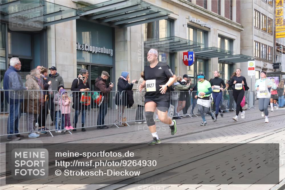 05.10.2025 - 20. swb-Marathon Bremen Strokosch-Dieckow http://msf.ph/oto/9264930 05.10.2025 11:04:26 Ziel 9220, 9394, 9530, 9532, 9623, 9750, 9765, 9771, 9812, 9813, 9866, 9915, 9927, 10422, 10451, 10485, 10531, 10532, 10557, 10674, 10684, 10771, 10869, 10891, 10964, 11035, 11180, 11196, 11315, 11372, 11427, 11542, 11546, 11559, 11615, 11636, 9220, 9394, 9530, 9532, 9623, 9750, 9765, 9771, 9812, 9813, 9866, 9915, 9927, 10422, 10451, 10485, 10531, 10532, 10557, 10674, 10684, 10771, 10869, 10891, 10964, 11035, 11180, 11196, 11315, 11372, 11427, 11542, 11546 meine-sportfotos.de