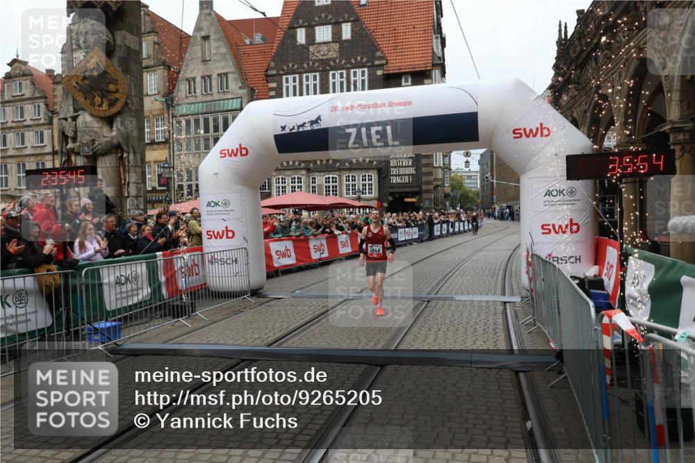 05.10.2025 - 20. swb-Marathon Bremen Yannick Fuchs http://msf.ph/oto/9265205 05.10.2025 12:06:35 Ziel 1040 meine-sportfotos.de