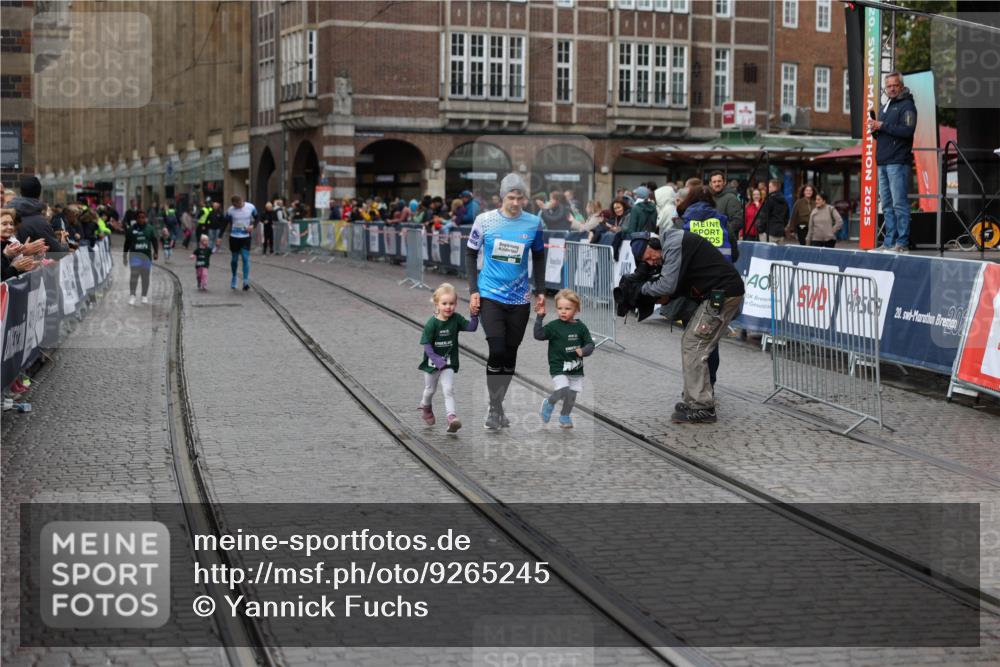 05.10.2025 - 20. swb-Marathon Bremen Yannick Fuchs http://msf.ph/oto/9265245 05.10.2025 15:25:35 Ziel 196 meine-sportfotos.de